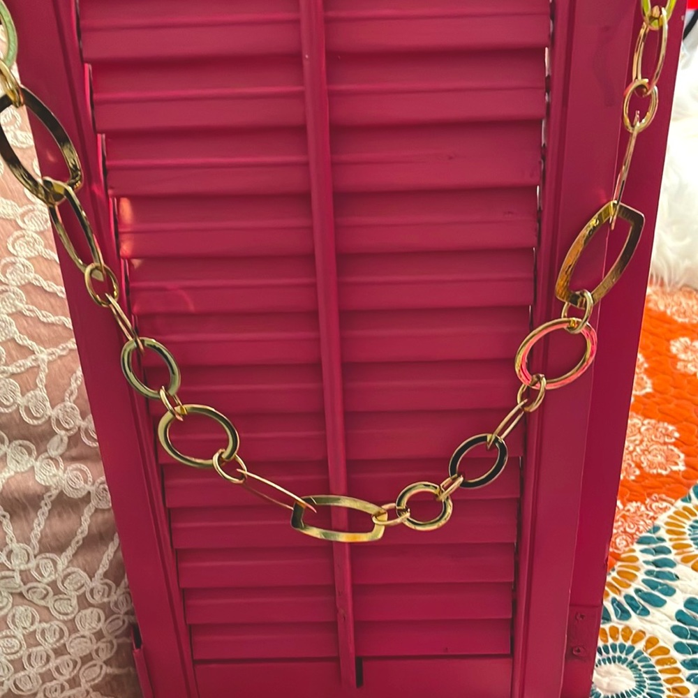 Necklace from Chicos .. very pretty with any top. Long in length but adjustable